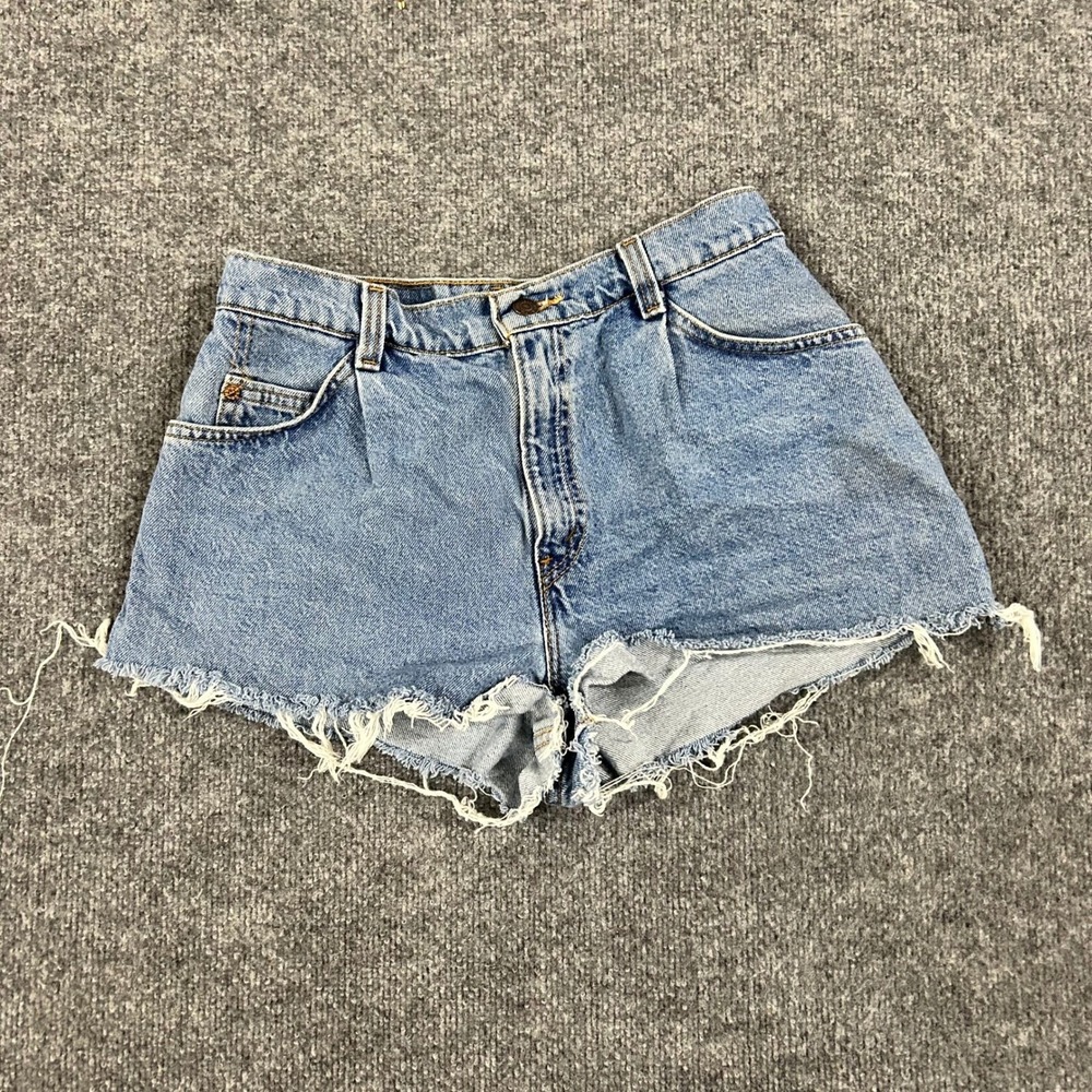 Levi's Denim Shorts Womens Size 8 Blue Relaxed Fit Cotton Cut Off Made in USA